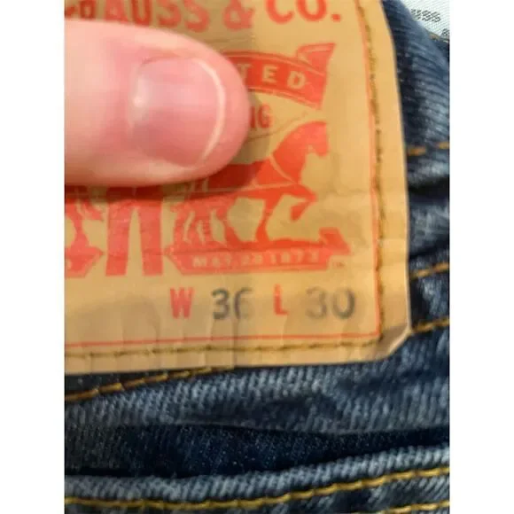 Vintage Levi's Men's 36x30 Blue Denim Jeans Straight Fit Red Tab - Picture 9 of 11